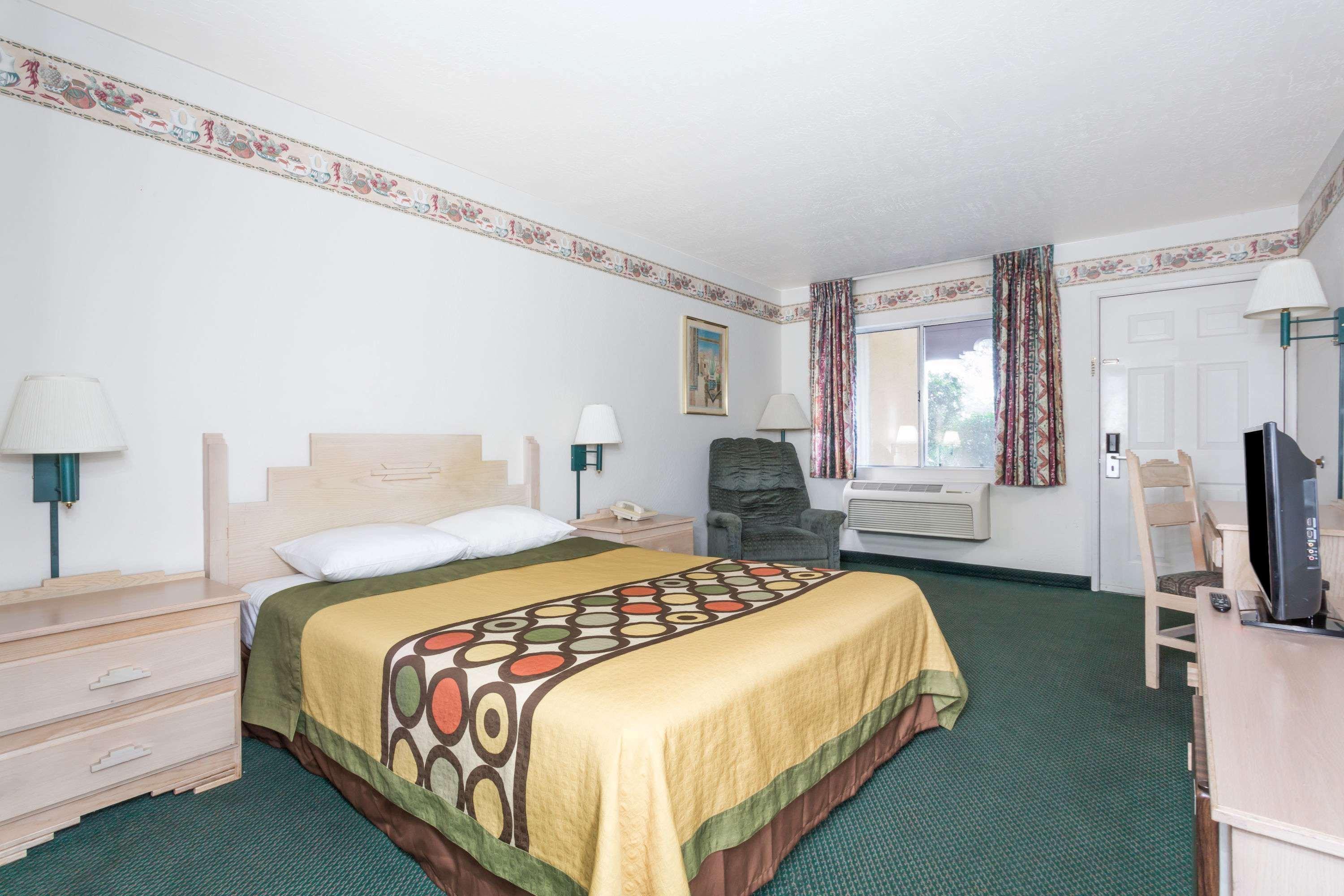 Hotel Super 8 By Wyndham Cottonwood Exteriér fotografie